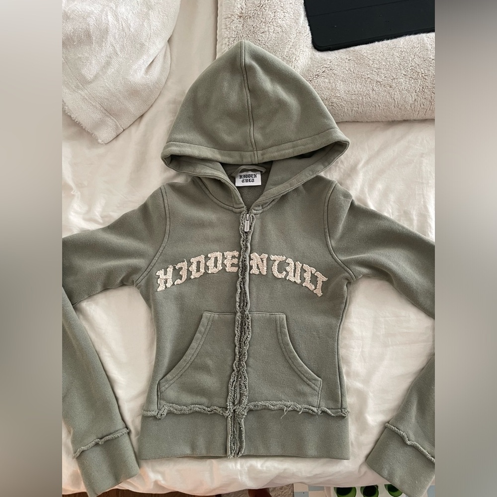 Hidden Cult Vetiver Distressed Sweater